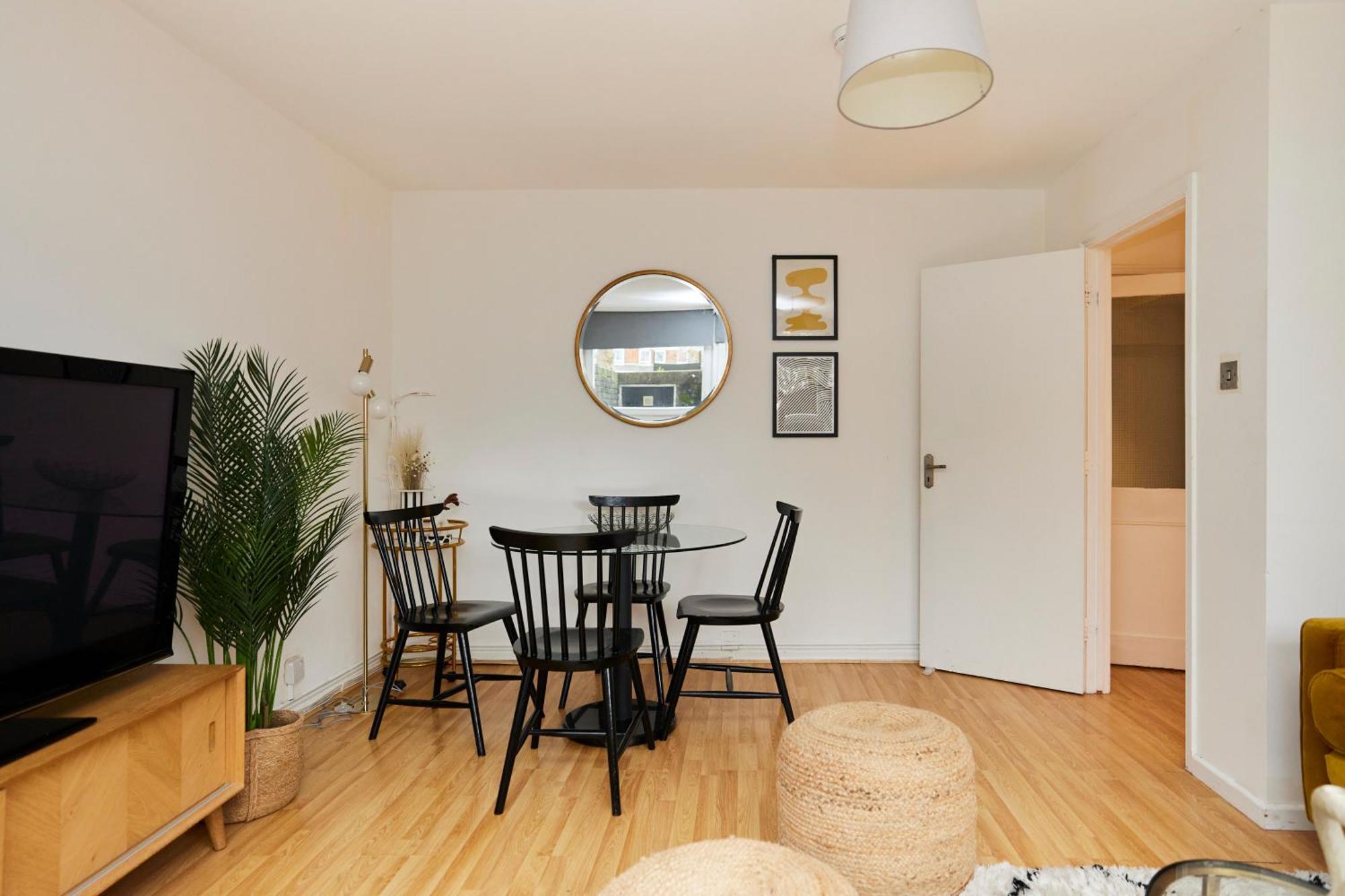 The Kennington Park Crib - Lovely 2Bdr Flat With Garden London Eksteriør billede